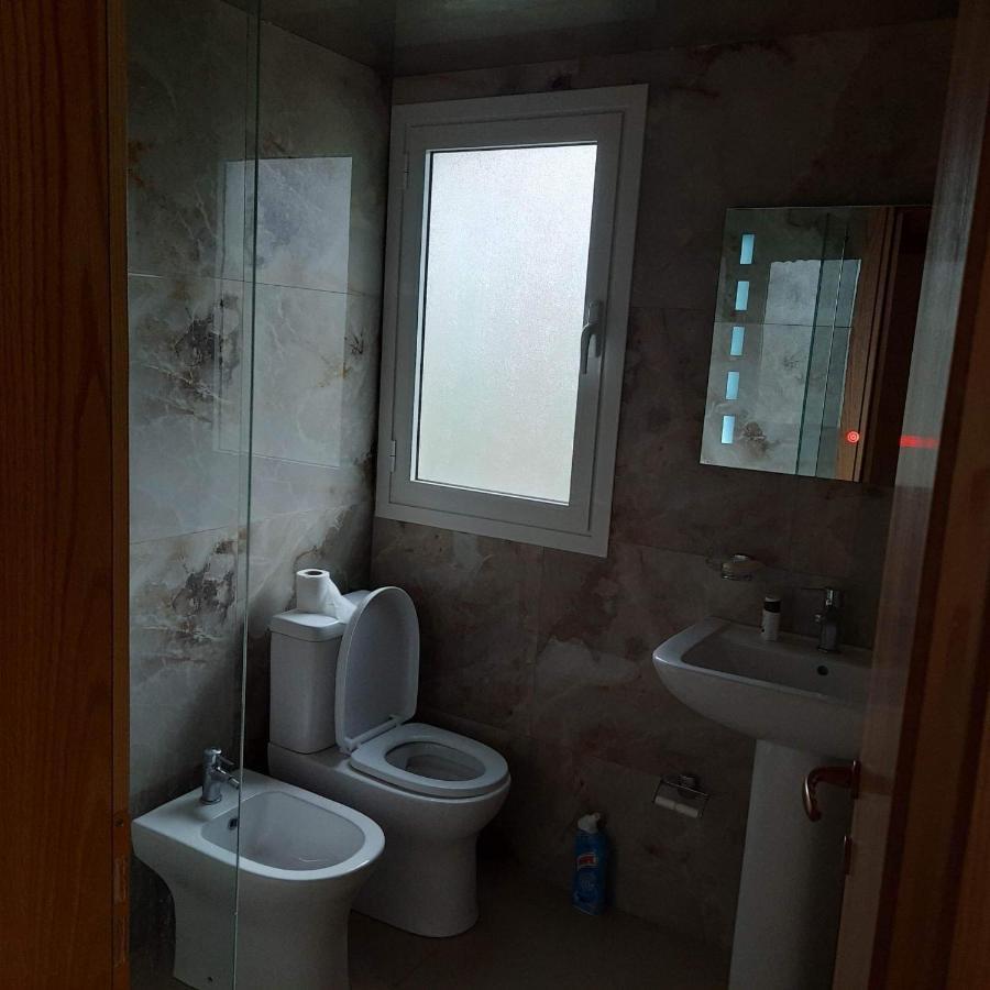 Irini'S Guesthouse كيبارو المظهر الخارجي الصورة