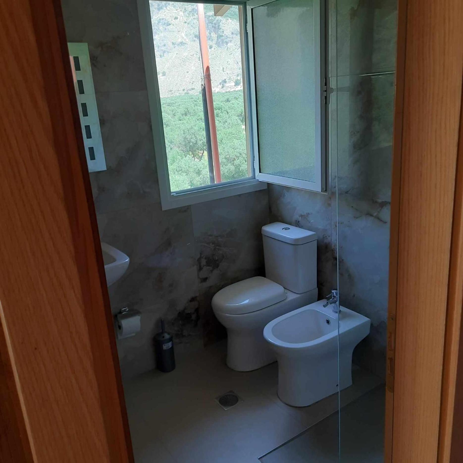 Irini'S Guesthouse كيبارو المظهر الخارجي الصورة