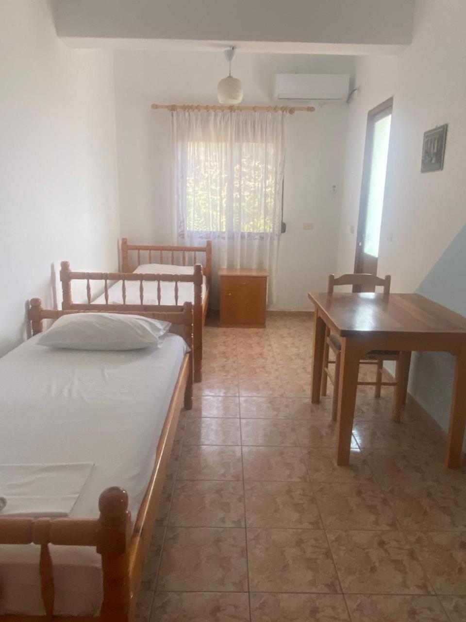 Irini'S Guesthouse كيبارو المظهر الخارجي الصورة
