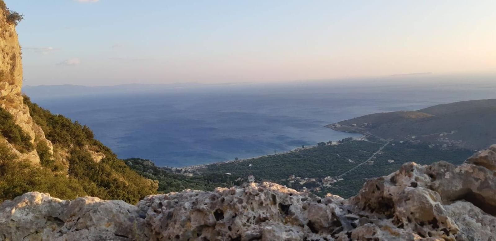 Irini'S Guesthouse كيبارو المظهر الخارجي الصورة