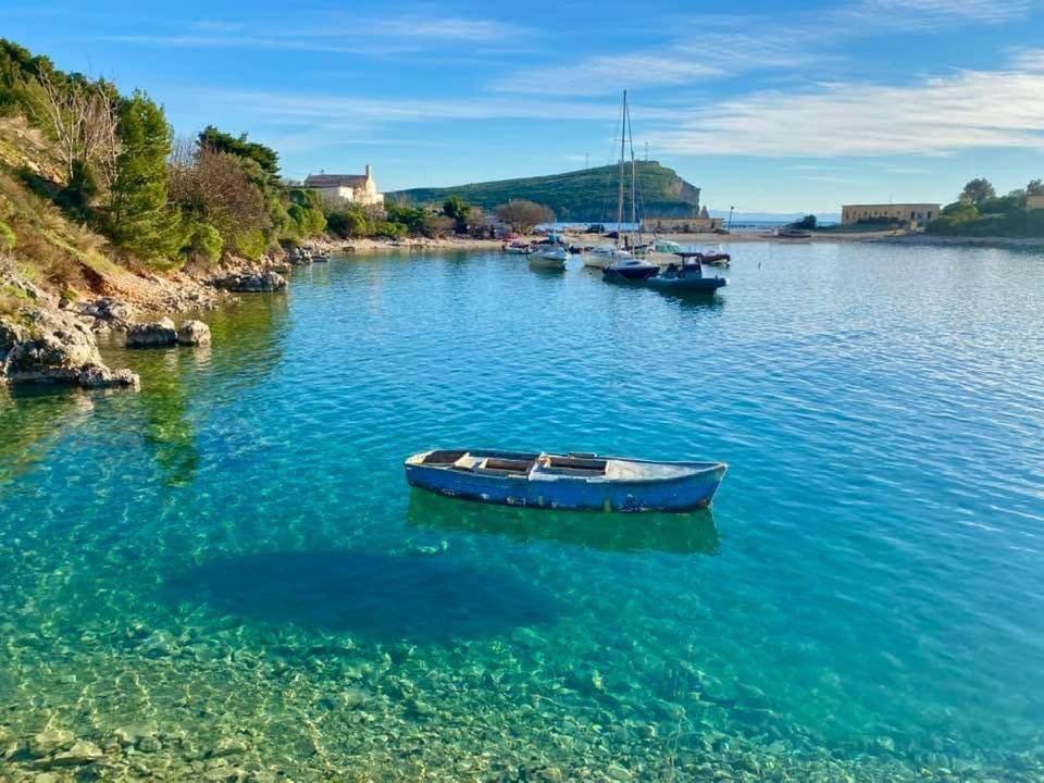 Irini'S Guesthouse كيبارو المظهر الخارجي الصورة